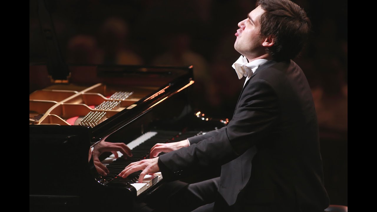 Vadym Kholodenko performs on piano.