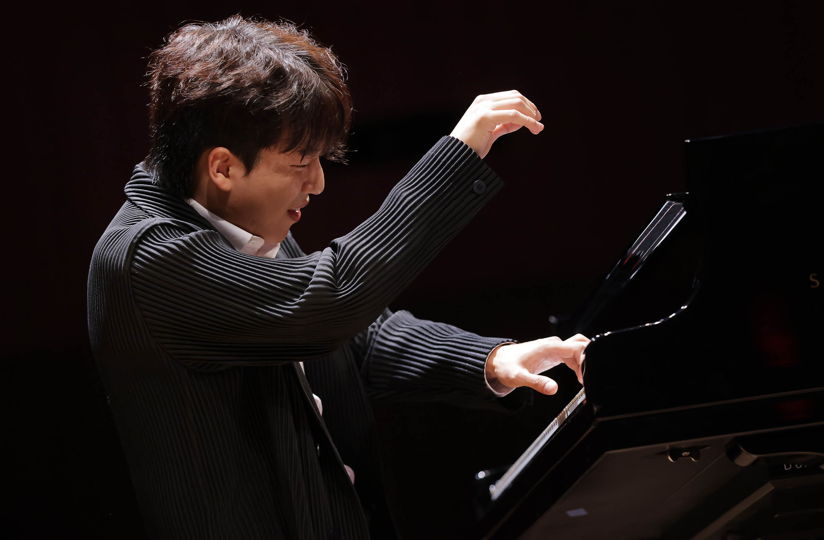 sung ho yoo