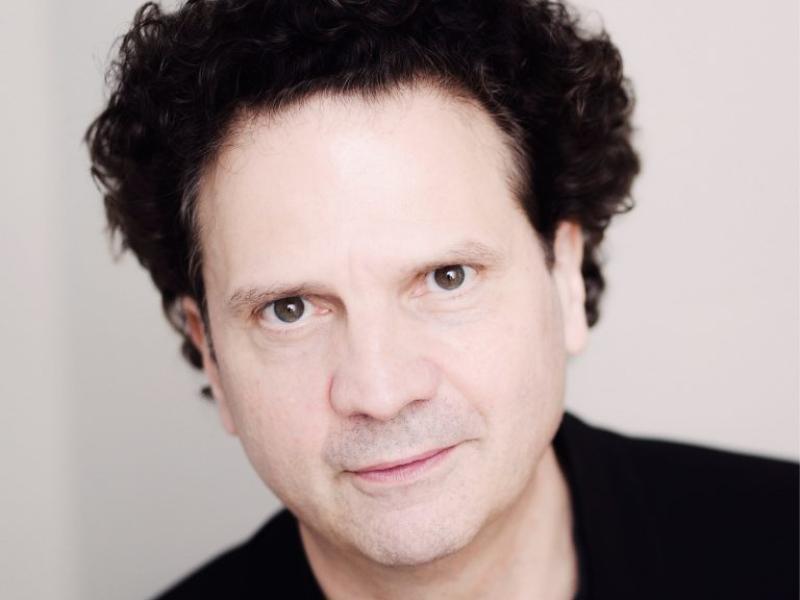Andreas Haefliger headshot