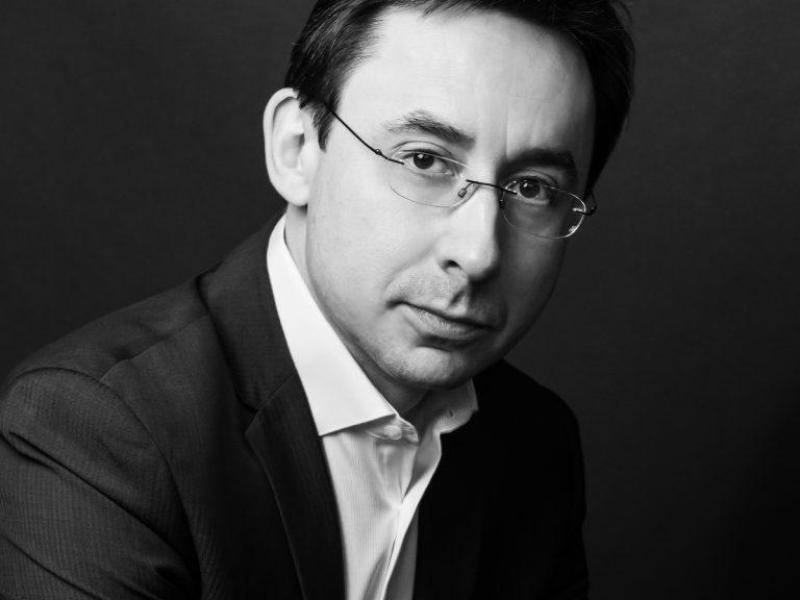 Alexander Kobrin headshot