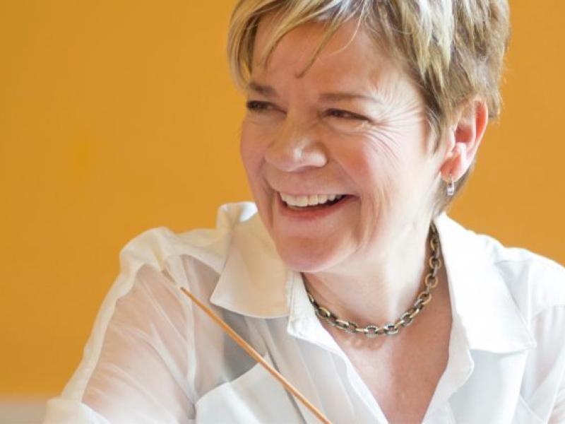 Marin Alsop headshot