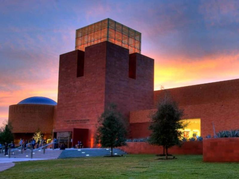 The exterior of the Fort Worth Museum of Science and History