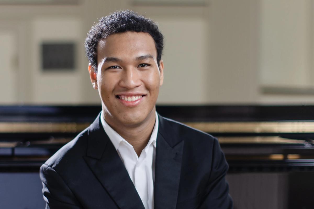 Clayton Stephenson headshot