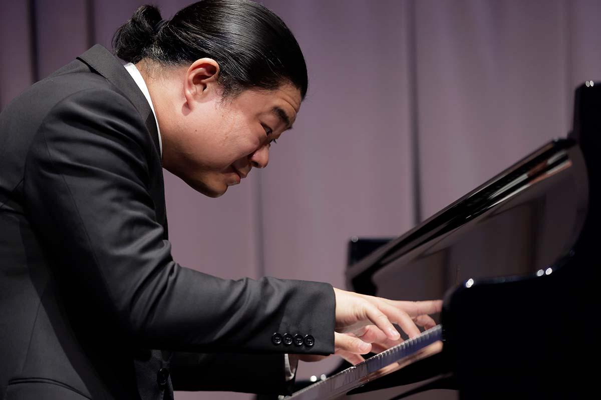 Jon Lee performs in the 2022 Cliburn Amateur Competition