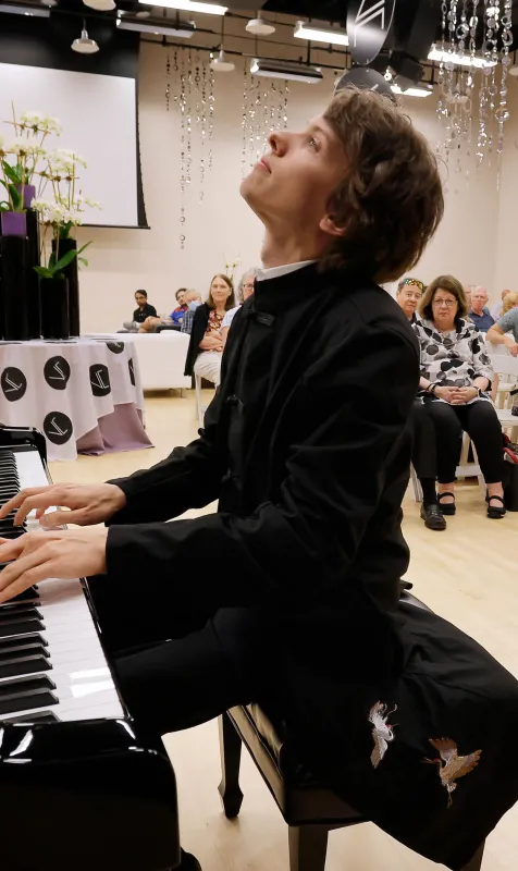 piano lunch 1