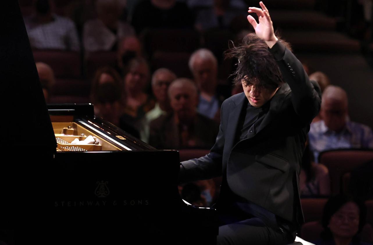 Yunchan Lim performs Liszt's Mazeppa in the 2022 Cliburn Competition