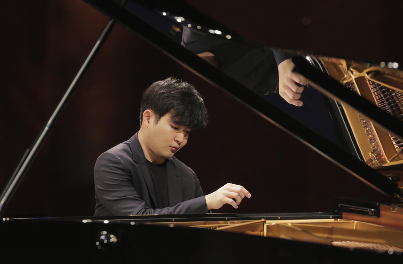 Yekwon Sunwoo performs in the Preliminary Round of the 2017 Cliburn Competition