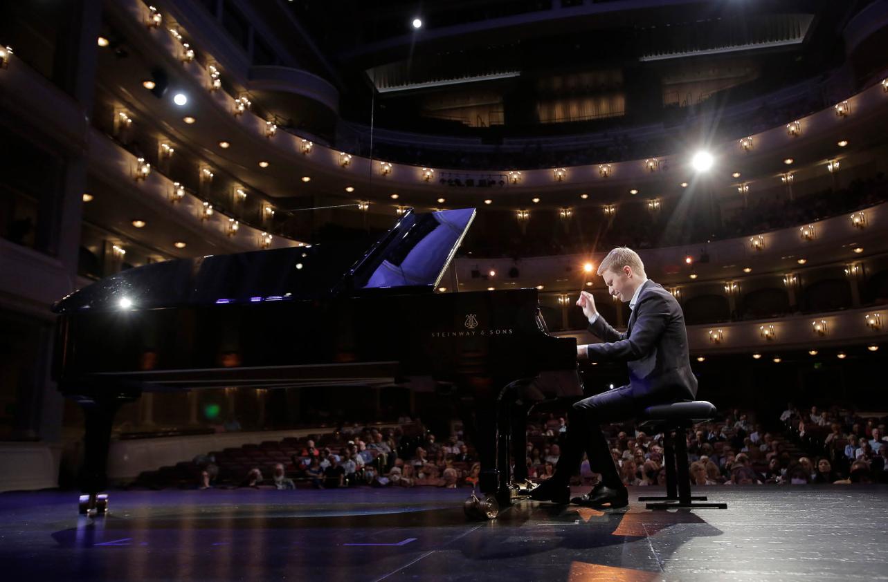 Dmytro Choni performs at Bass Hall