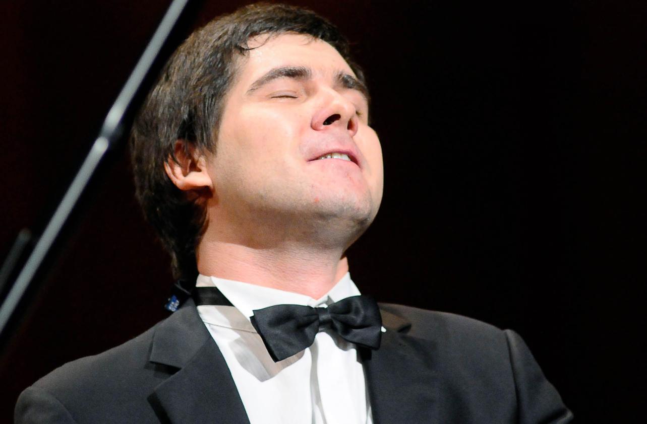 Vadym Kholodenko performs Stravinsky in the 2013 Cliburn Competition