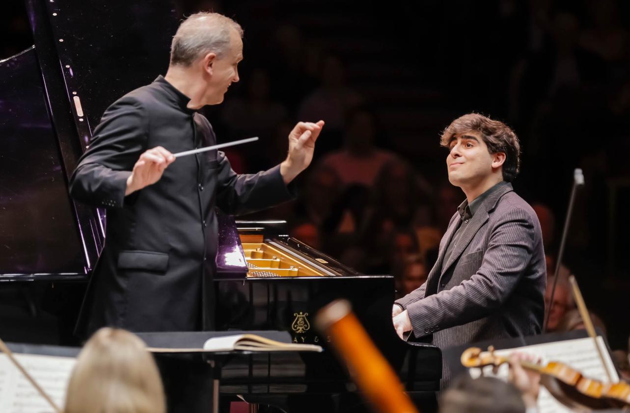 Evren Ozel Mozart Concerto