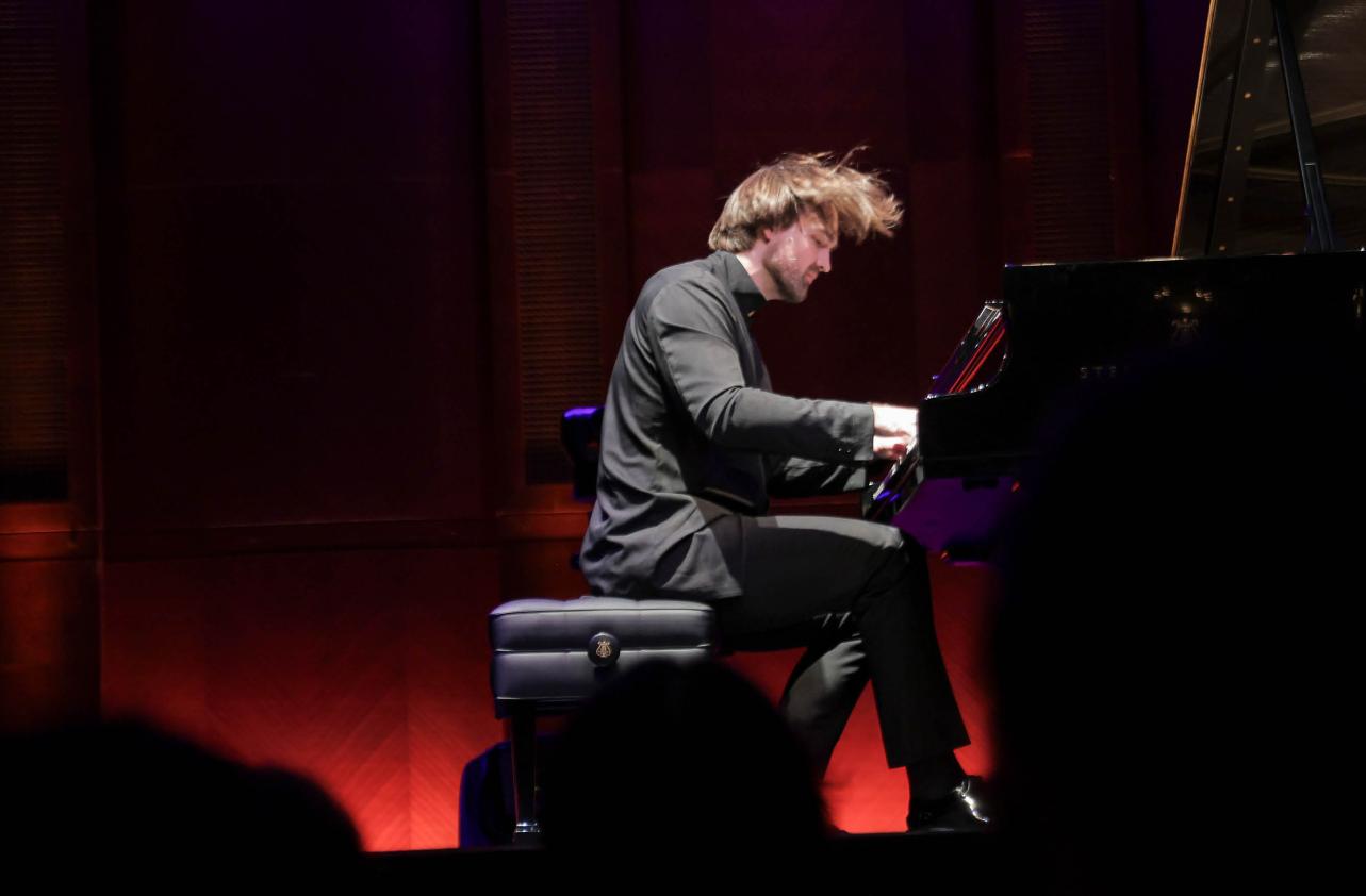 philipp lynov semifinal recital