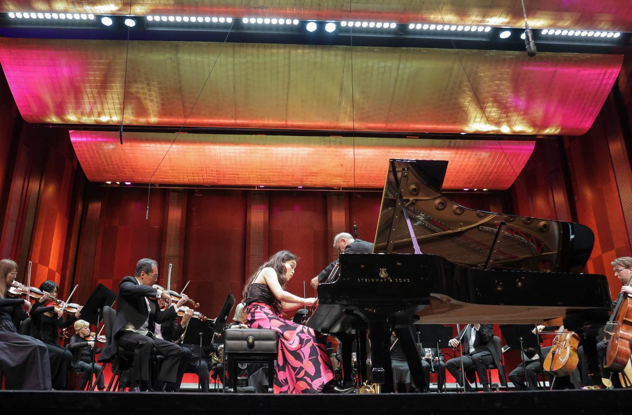 Yanjun Chen Mozart Concerto